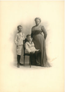 Ettie Weihl Ridinger with Children